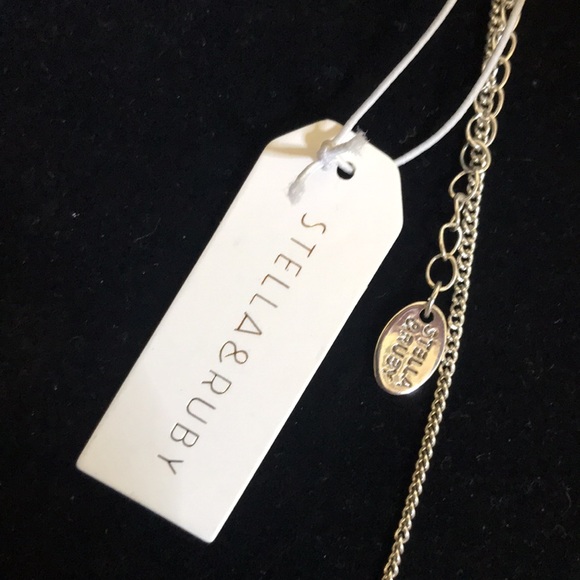 Stella and Ruby Leaf necklace NÉW with tag & bag - Picture 3 of 6